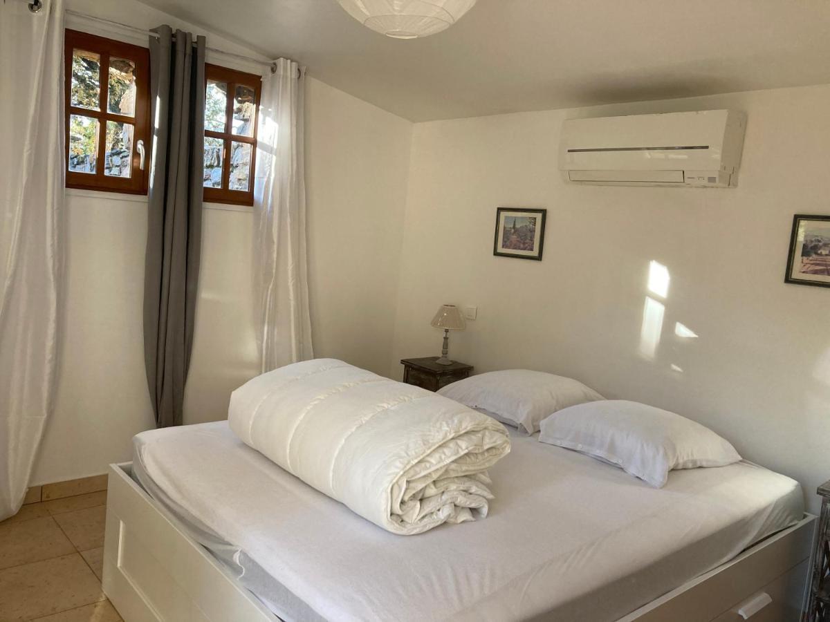 Gite Encore Un Soir Hyères Kültér fotó