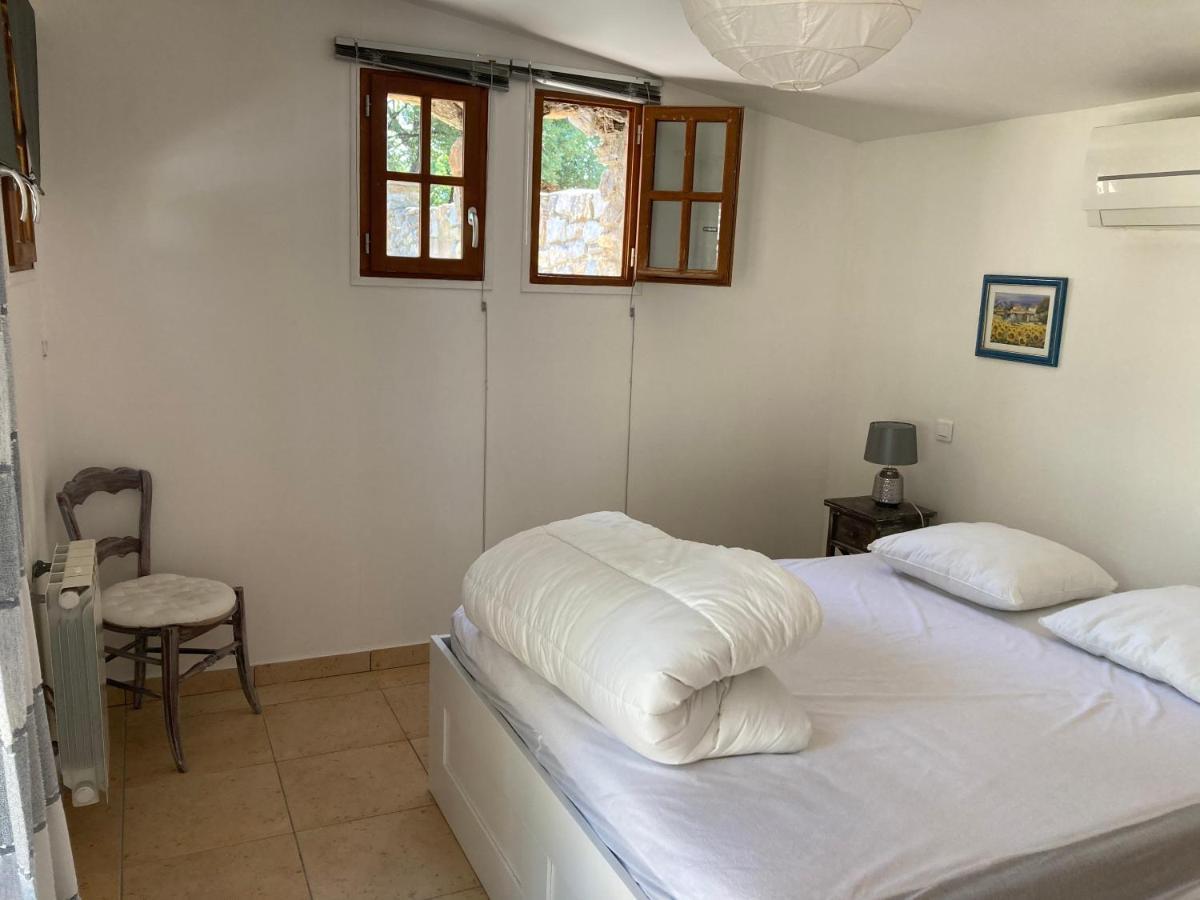 Gite Encore Un Soir Hyères Kültér fotó
